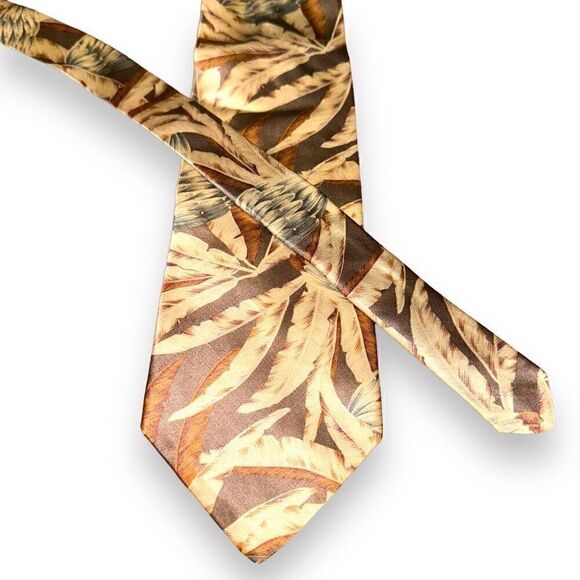 Karl Lagerfeld Tan Feather Screenprint Handmade Silk Necktie - Picture 1 of 5